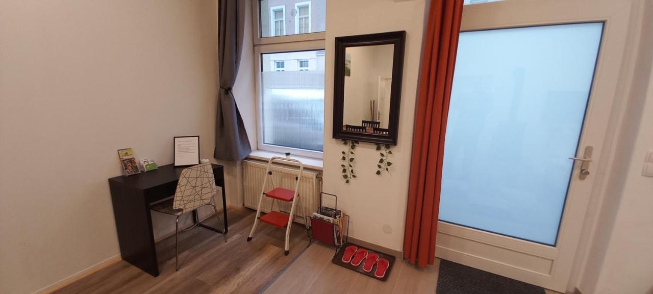 City Apartment Mit Direktzugang เวียนนา ภายนอก รูปภาพ