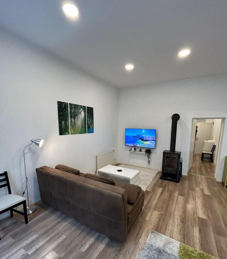 City Apartment Mit Direktzugang เวียนนา ภายนอก รูปภาพ